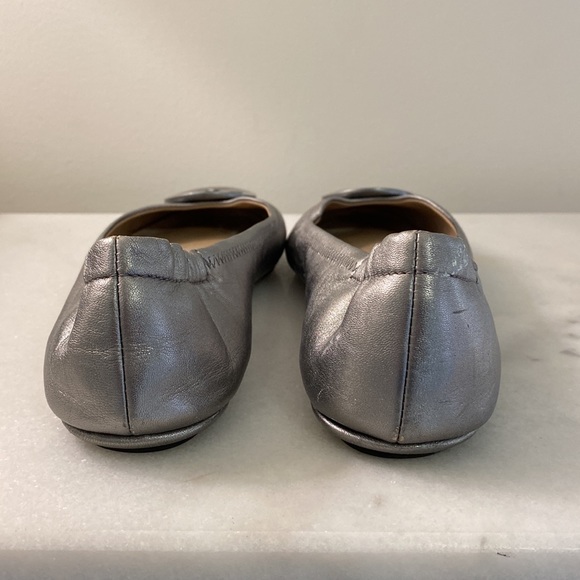 Tory Burch Metallic Minnie Travel Ballet Flat - Size 6 - Picture 11 of 14